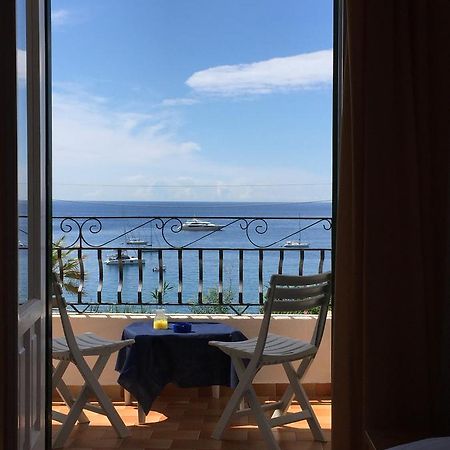 Hotel Villa Bina Sant'Angelo  المظهر الخارجي الصورة