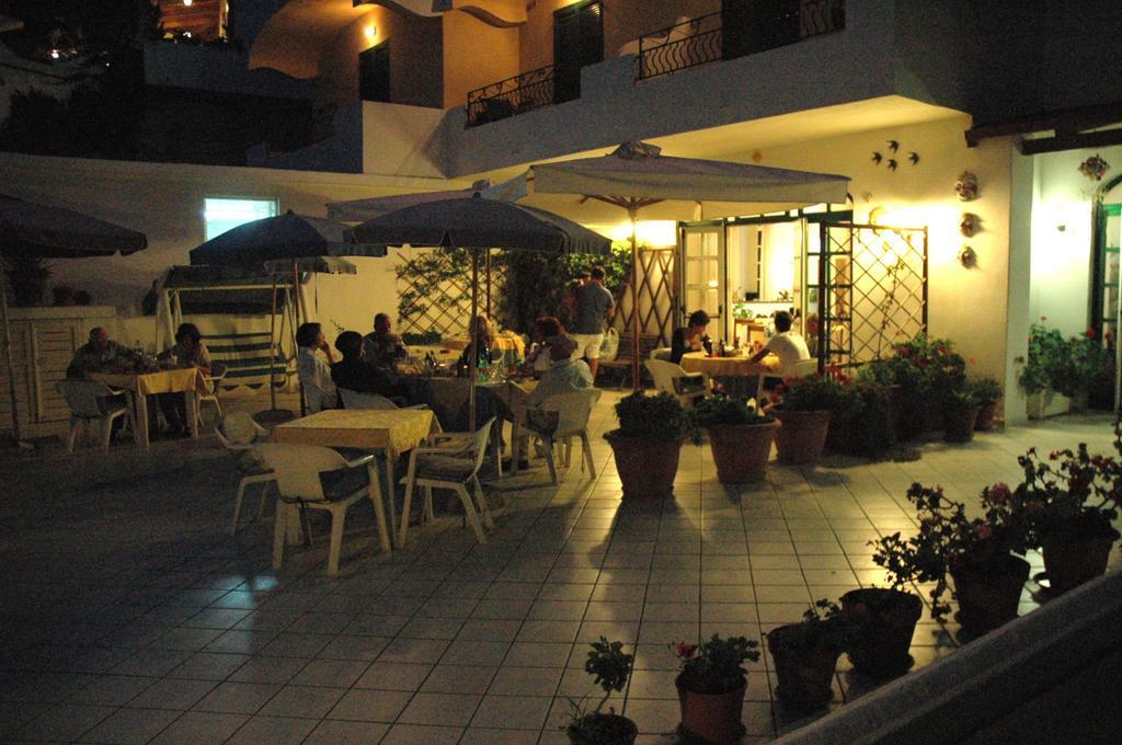 Hotel Villa Bina Sant'Angelo  المظهر الخارجي الصورة