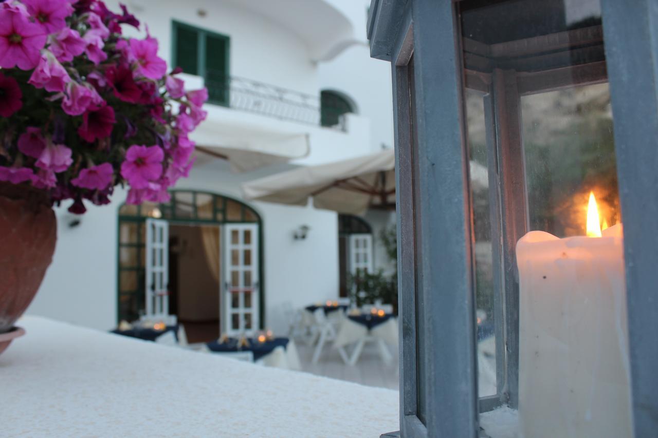 Hotel Villa Bina Sant'Angelo  المظهر الخارجي الصورة