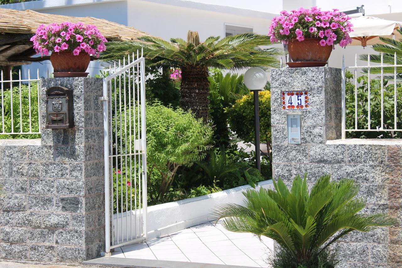 Hotel Villa Bina Sant'Angelo  المظهر الخارجي الصورة