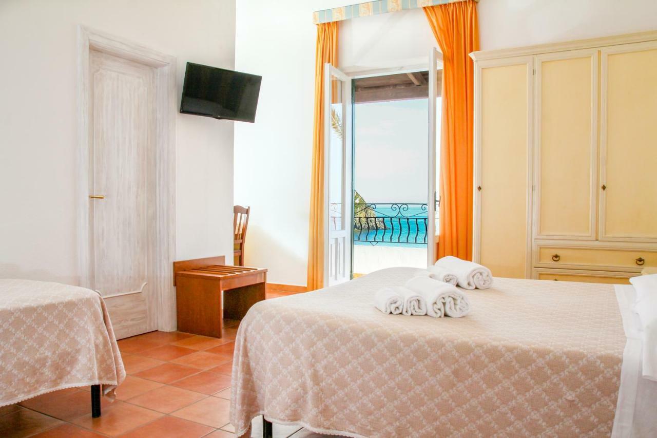 Hotel Villa Bina Sant'Angelo  المظهر الخارجي الصورة